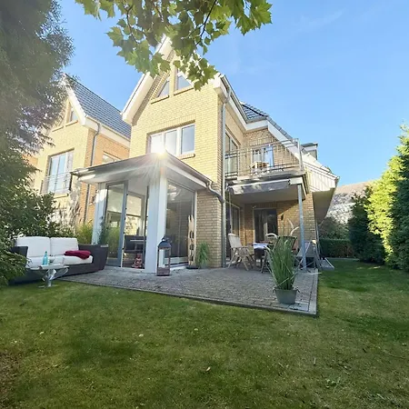 Sealect-hus-1-timmendorfer-strand-hauptstr-4f בית נופש *